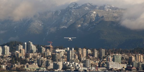 Photo Mountains, cityscape