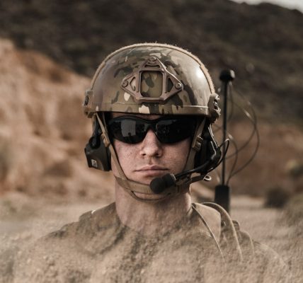 Photo Soldier, Sunglasses